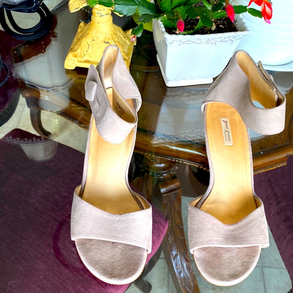 Paul Green; Suede Shoes, Block Heels, US Sz  8.5M, Excellent Used Condition